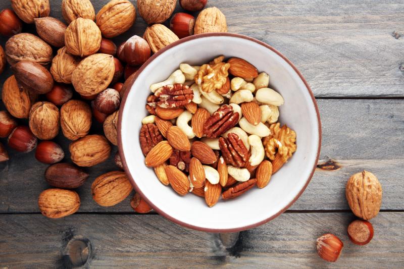 Eating nuts does not increase cancer risk