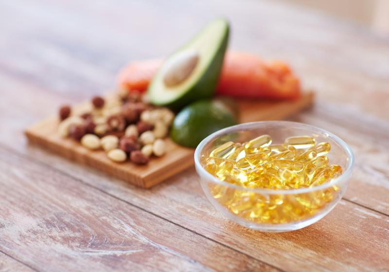 Omega-3 fatty acids confer no protective effect against dry eye disease