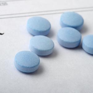 Opioid use decreases in first year after bariatric surgery
