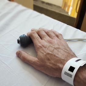 Wearables predict survival in end-stage cancer patients on palliative care