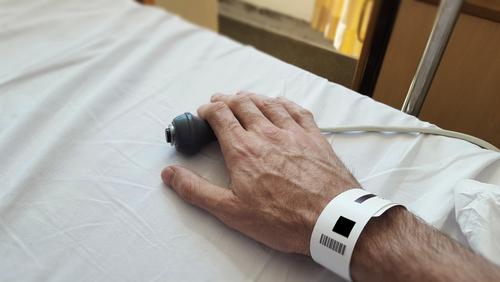 Wearables predict survival in end-stage cancer patients on palliative care