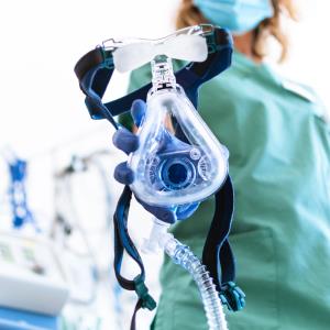 Vilobelimab augments treatment armamentarium for critically ill COVID-19 patients