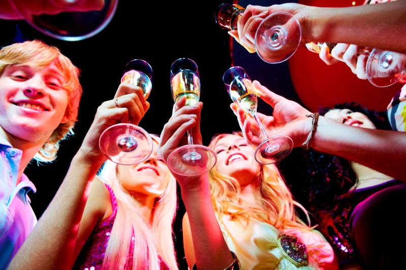 Heavy drinking may lead to cancer