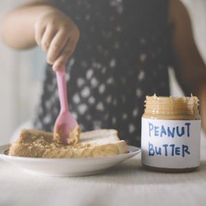 Oral peanut immunotherapy largely safe in kids, teens