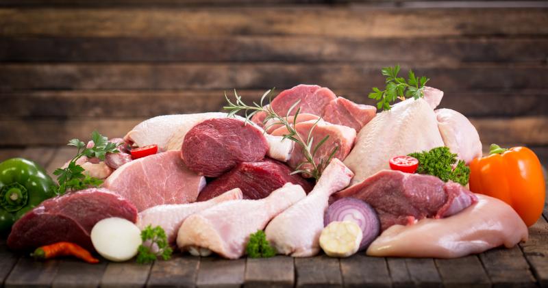 Singaporean researchers found that those who consumed more poultry and red meat had a 15% and 23% risk of developing diabetes