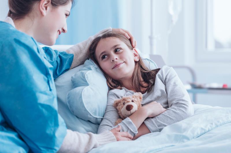Survivors of childhood cancer at risk of keratinocyte carcinoma