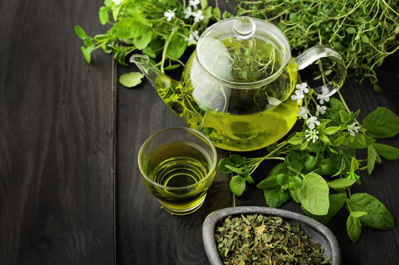 Can green tea extract prevent colorectal adenoma recurrence?