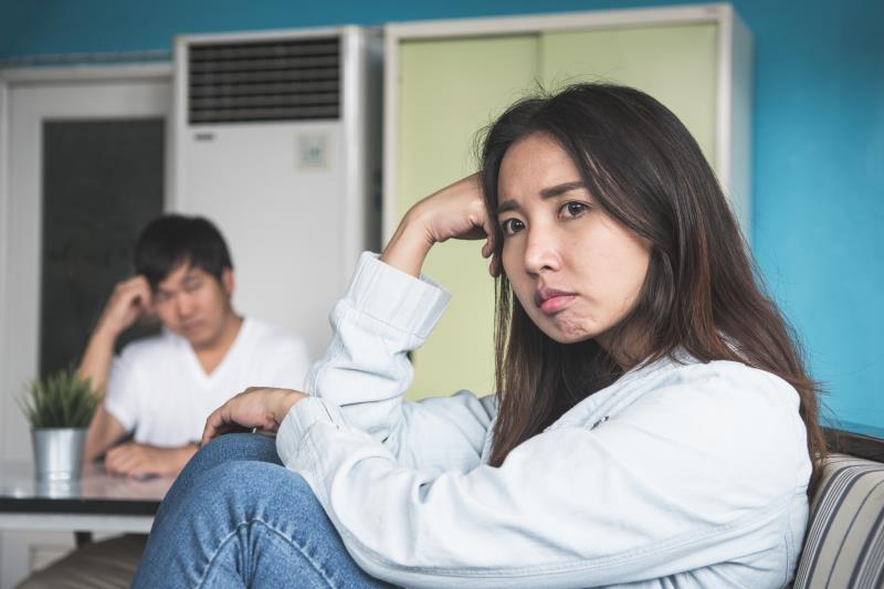 Relationship dissatisfaction, difficulty expressing emotions tied to depression