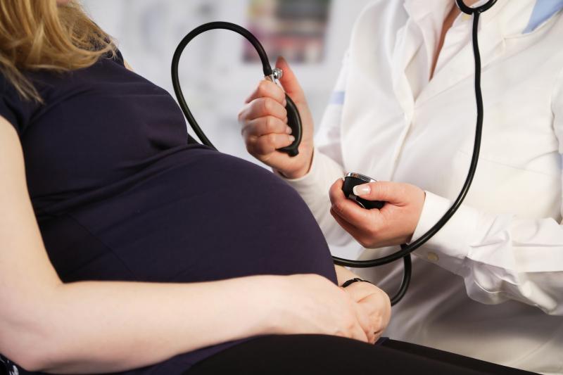 Pre-eclampsia bears increased hazard of heart failure