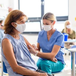 Israeli data support short-term safety of BNT162b2 mRNA COVID-19 vaccine in ICI-treated cancer patients