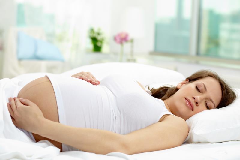 Sleeping on the back during pregnancy not necessarily harmful to babies