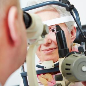 Older people at risk of vision-related QoL declines