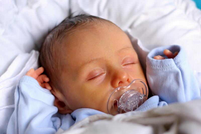 Smart pacifier aims at noninvasive electrolyte monitoring in NICUs