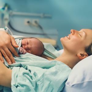 Intermittent outdoes continuous catheterization for postpartum urinary retention