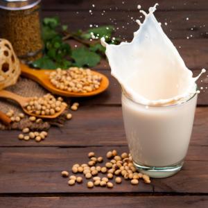 Is soy protein supplementation beneficial in men after prostatectomy?