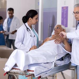 Door-to-balloon time can be more lenient in STEMI not complicated by cardiogenic shock