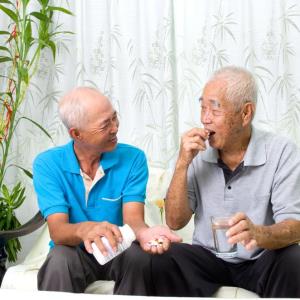 Statins for primary prevention in the old and very old: Effective and safe