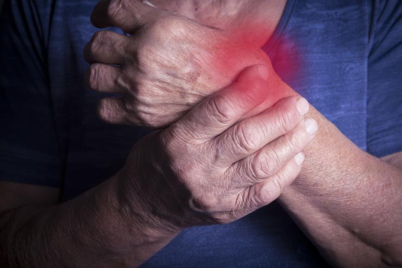 Pain, self-reported swollen joints tied to flares in rheumatoid arthritis