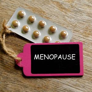 Fezolinetant reduces moderate/severe vasomotor symptoms in menopausal women