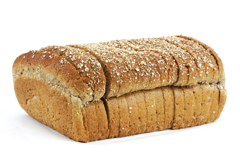 Low-sodium bread plus counseling helps reduce sodium intake in adults