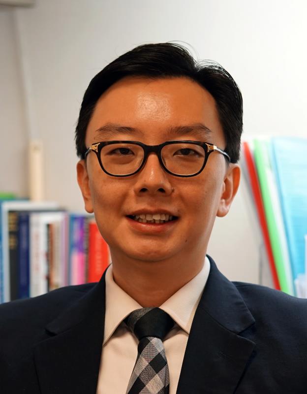 Dr Lim Boon Leng