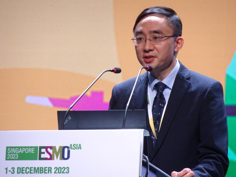 Dr Victor Ho-Fun Lee discussing the Asian subgroup findings from the MARIPOSA-2 trial at ESMO Asia 2023.